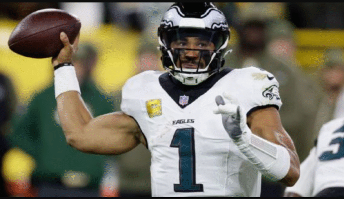 Jalen Hurts and the Eagles' offense rank 25th in total yards (300.1 per game), 28th in passing (184.9) and 29th in third-down conversion rate (33.87%) this season. AP Photo/Matt Ludtke