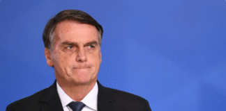 Bolsonaro tentou romper tornozeleira hoje, diz Moraes em decisão por prisão… – Veja mais em Jair Bolsonaro (PL) tentou romper a tornozeleira eletrônica que usava, segundo a decisão assinada pelo ministro do STF (Supremo Tribunal Federal) Alexandre de Moraes que prendeu o ex-presidente na manhã de hoje… - Veja mais em https://noticias.uol.com.br/politica/ultimas-noticias/2025/11/22/bolsonaro-tentou-romper-tornozeleira-diz-moraes-em-decisao-por-prisao.htm?cmpid=copiaecola